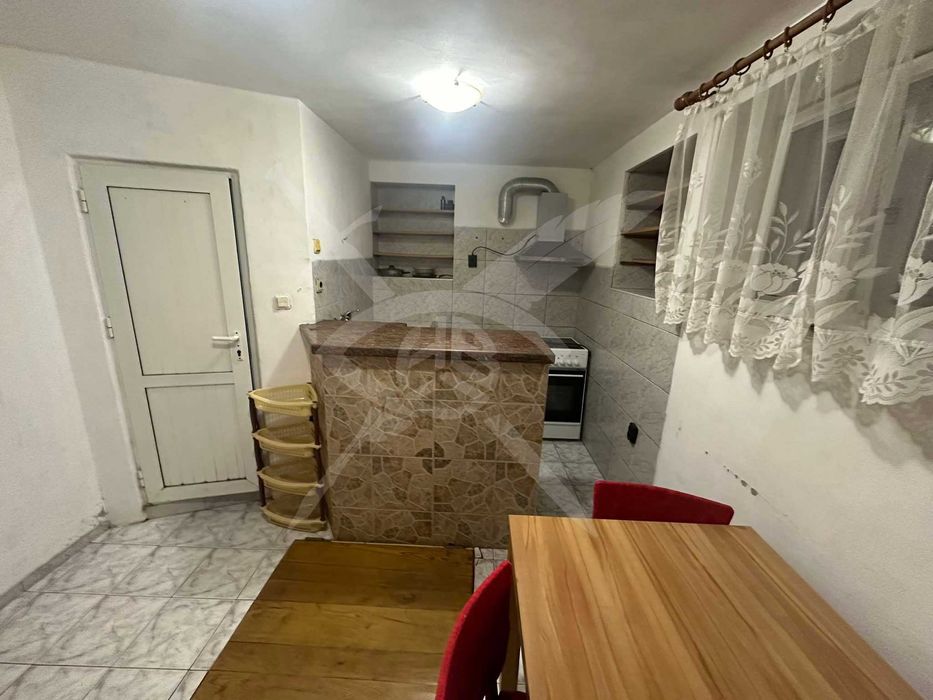 Дава се под наем Двустаен апартамент в Варна, Левски - 30 кв.м за 200 € - Снимка #3