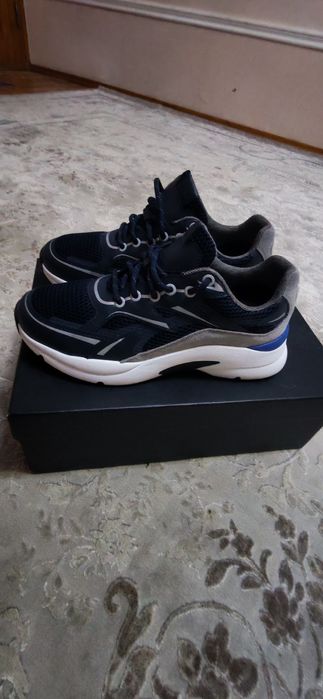 Кроссовки Hugo Boss 40 размер оригинал