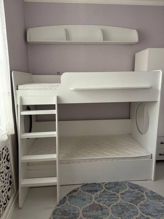 Шкаф крават детский