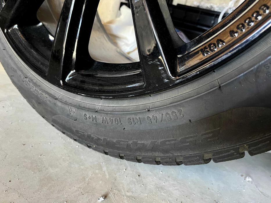 4 зимни гуми Pirelli Winter Sottozero 3 – 255/45 R19 104V