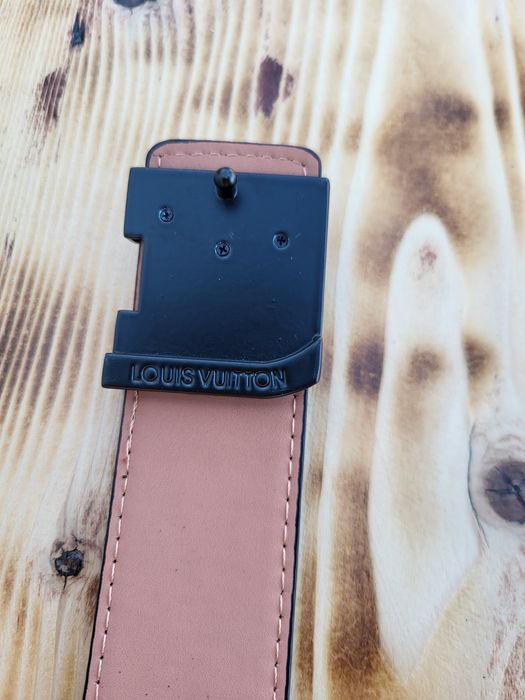 Curea Burberry / Louis Vuitton