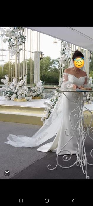 Свадебное платье