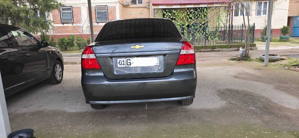 Продам авто NEXIA 3 автомат