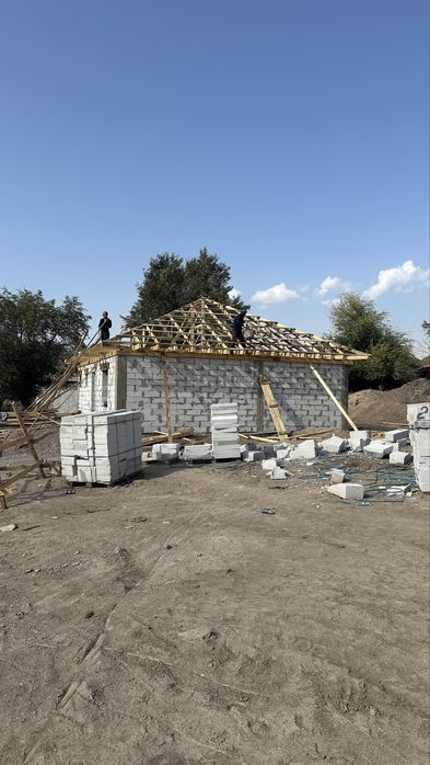 бригада строителей