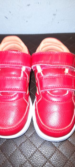 Adidasi originali 25 stare perfecta