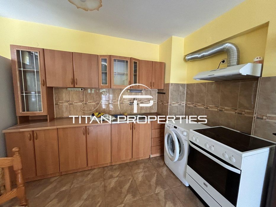 Дава се под наем Двустаен апартамент в Бургас, Славейков - 75 кв.м за 357 € - Снимка #3