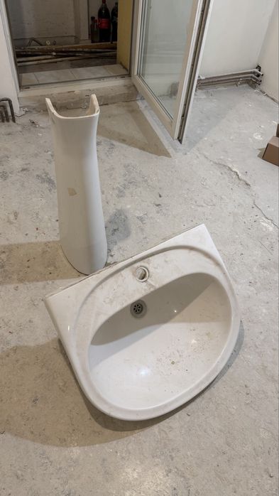 Chiuveta cu picior stare buna