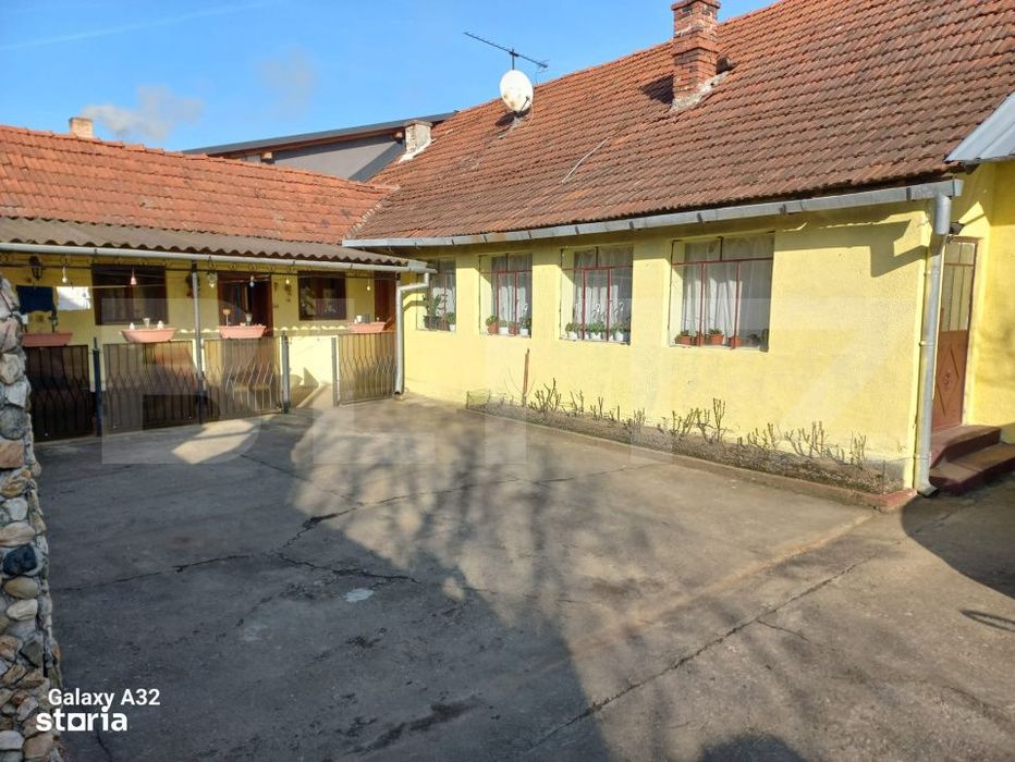 Casa de vanzare, 4 camere, 200 mp, in Fardea