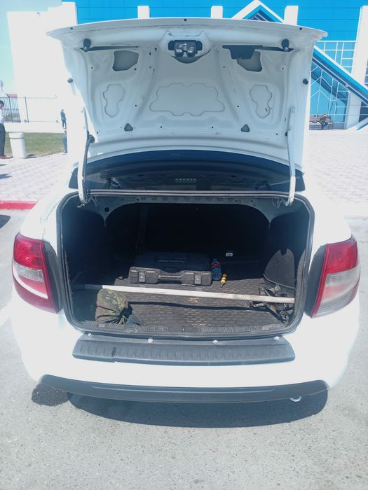 Продаю ладу гранту