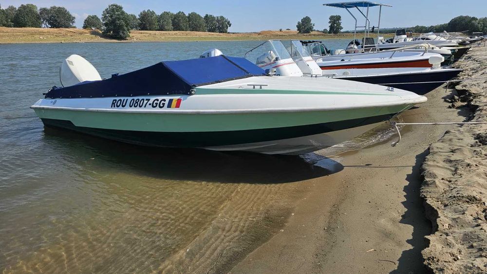 Ambarcatiune Fletcher Bravo GTO 160