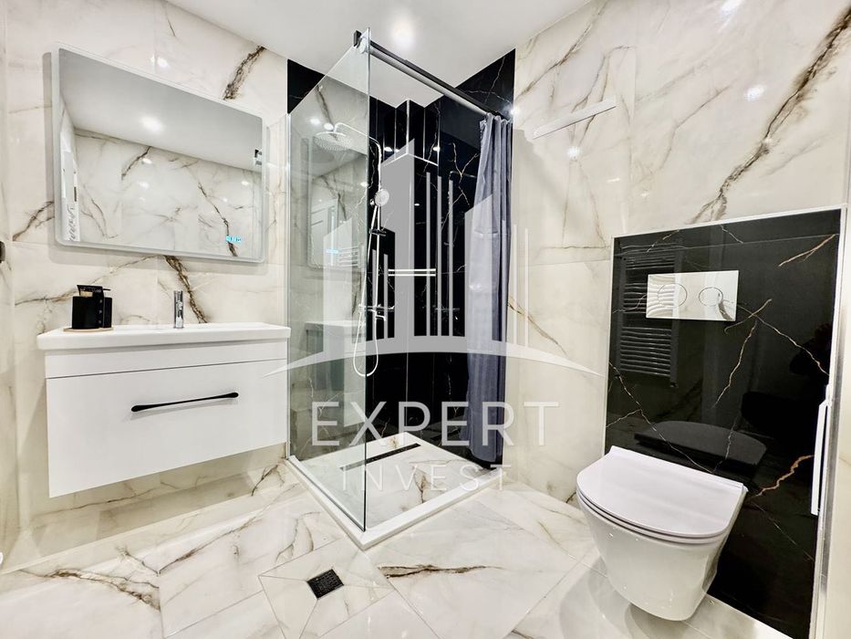 Продава се Двустаен апартамент в Варна, Изгрев - 110 кв.м за 1591 €/кв.м - Снимка #5