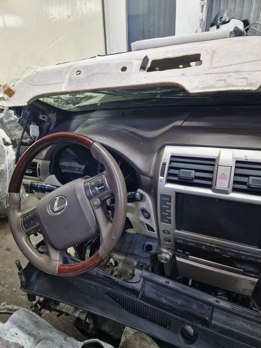 Морда носкат двери б/у Lexus GX460
