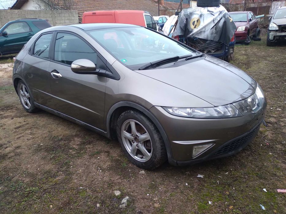 Honda Civic 2.2 i-cdti 140кс на части