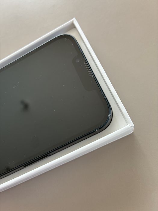 iPhone 13 черен 128 GB