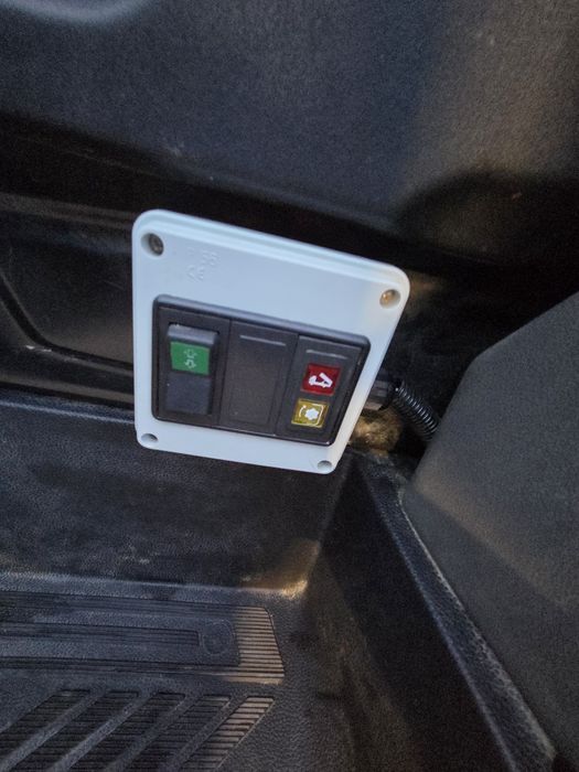 Ford Tranzit km 25900 reali