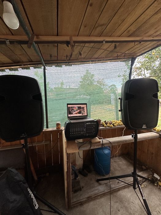 Sistem Audio de calitate,boxe de 15 inchi behringer