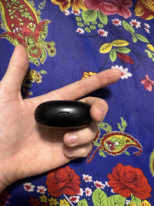 Продается realme Buds Q