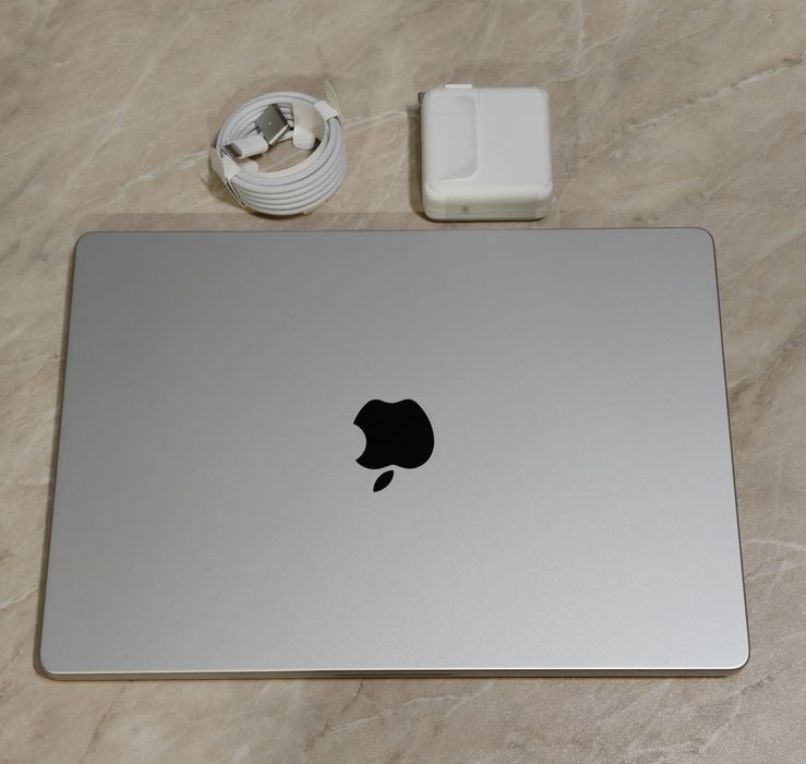 MacBook Air/Pro M3/M4/M5 512Gb/1TB