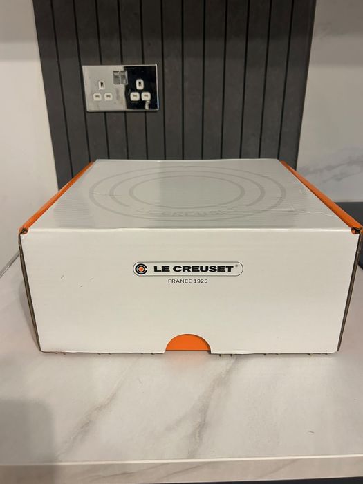 Le Creuset Signature Collection
