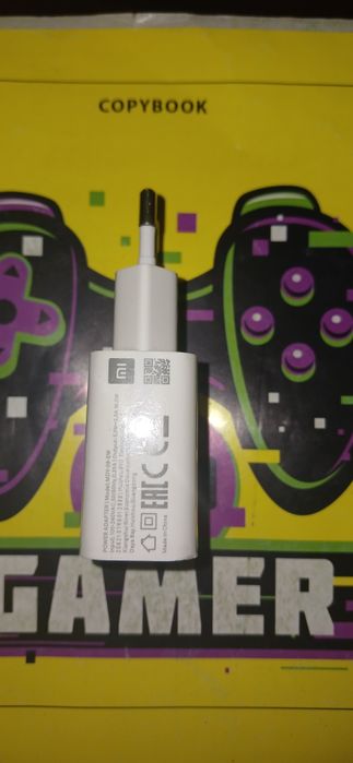 Оригинальный адаптер Apple