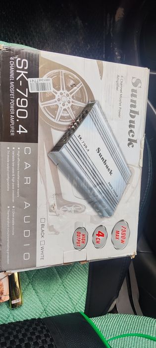 Усилител 4 - × канальный PMPO 7900w