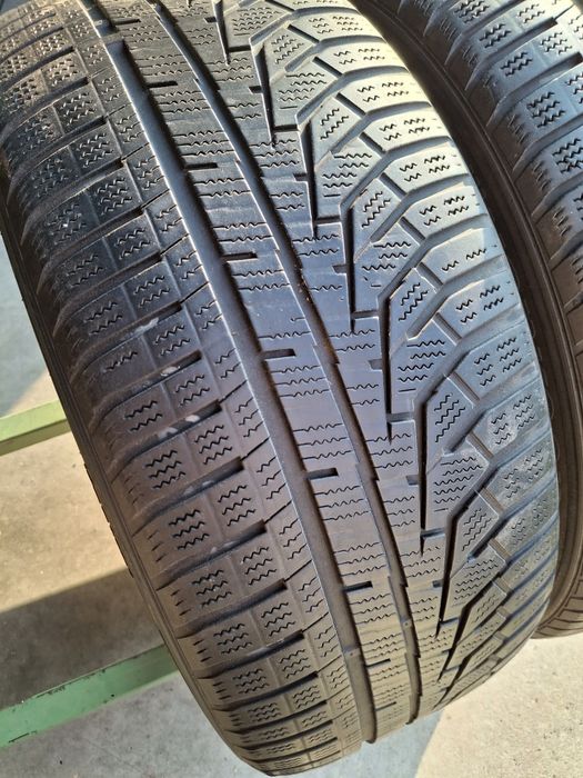 2  Anvelopele de iarnă 225 50 r17 Hankook