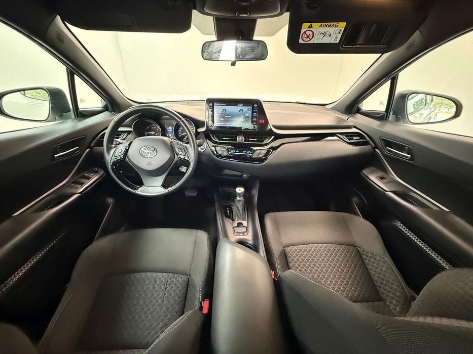 Toyota C-HR Primul Proprietar,istoric service, TVA deductibil
