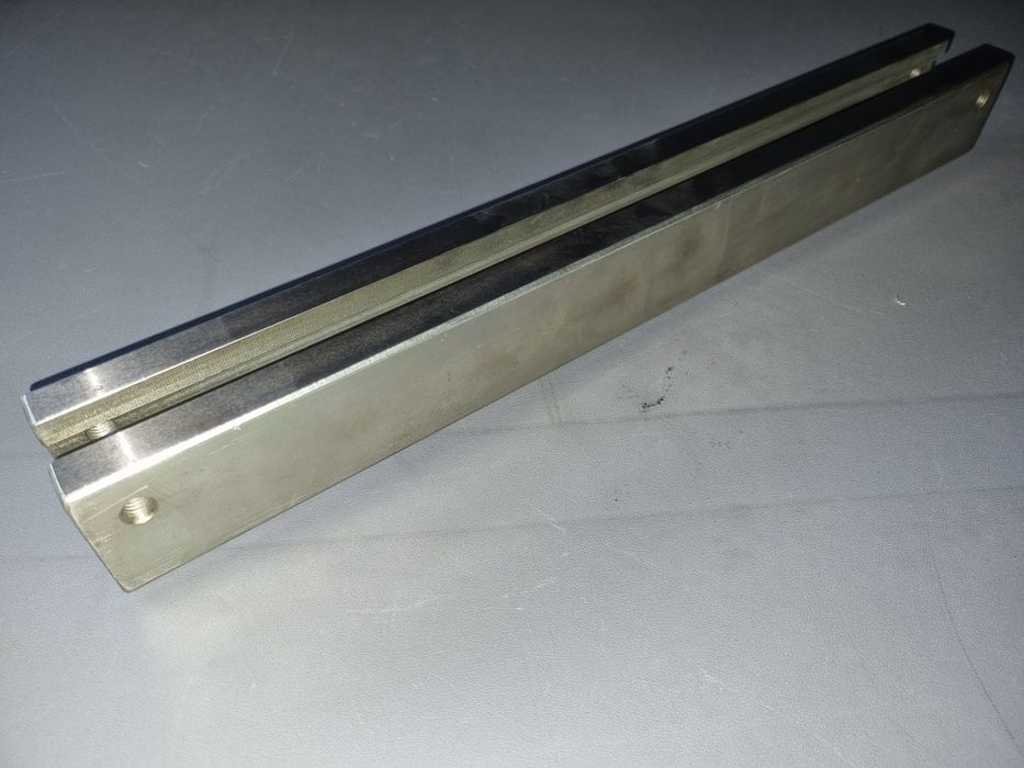 Поверочная линейка