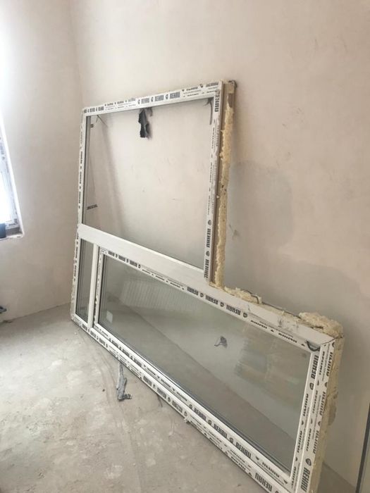 Балконная дверь с окном