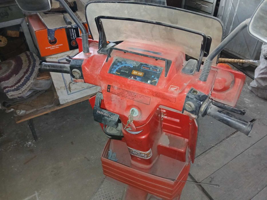 Продам Мопед Хонда