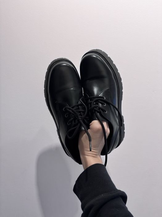 Bershka черни обувки 42 номер