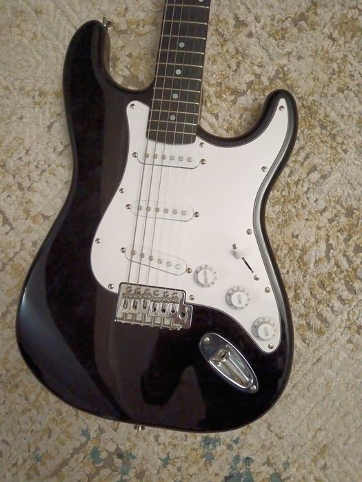 Электрогитара Rockdale