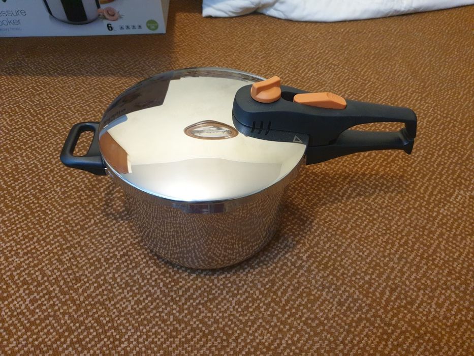 Oală sub presiune Banquet Adagio 6 l , Black Friday