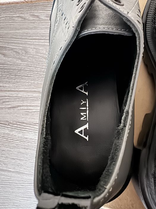 Стильные кожанные ботинки Amiya 38р
