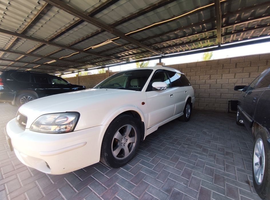 Subaru Outback 2002 Субару Аутбак