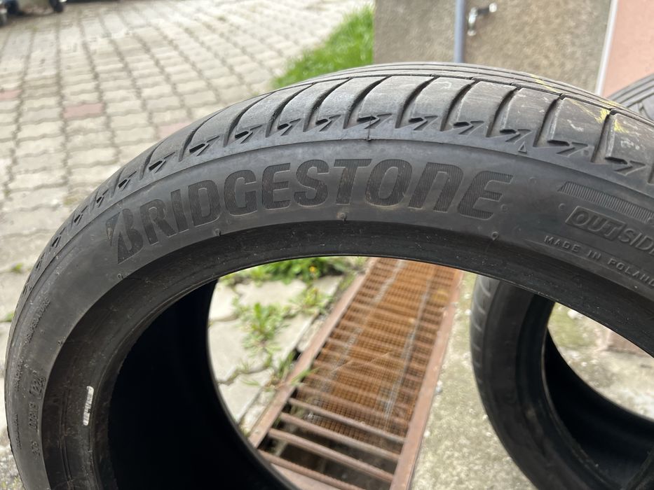 Bridgestone 245/40/19  dot 2024