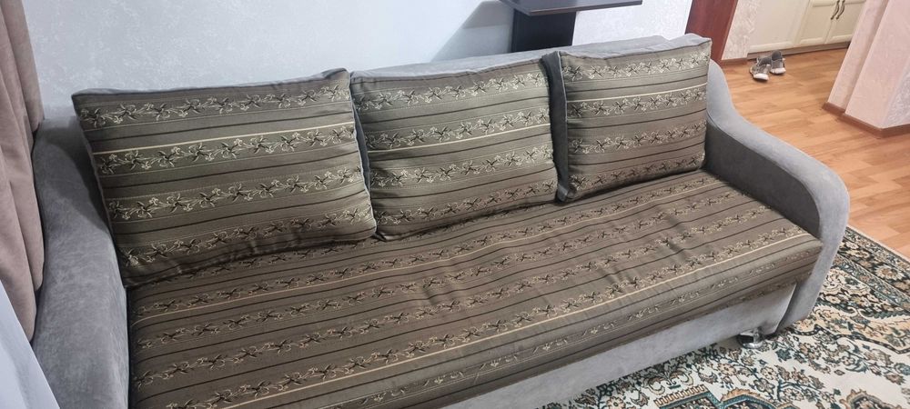 Диван еврокнижка