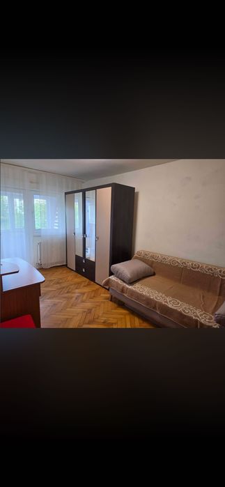 Închiriez garsonieră