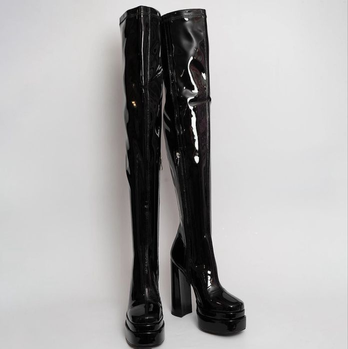 Лачени чизми на ток от shoe aquarium