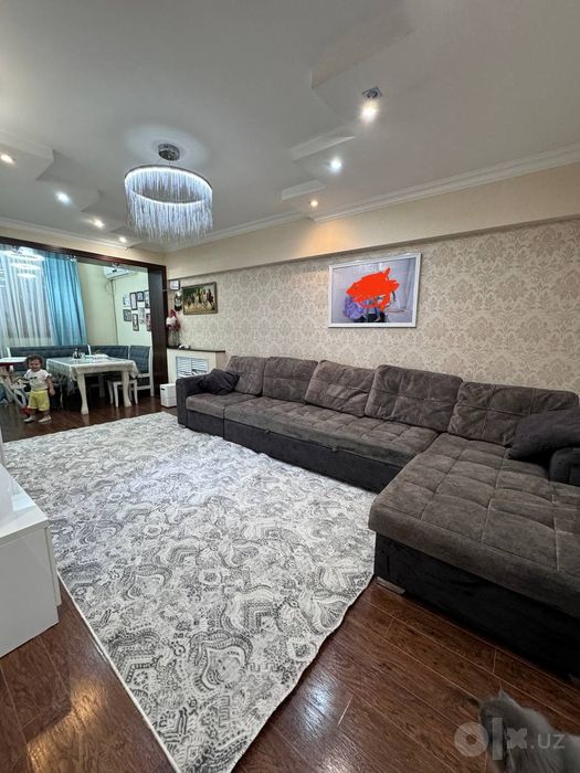 Продам свою квартиру 3/3/4 Ц5