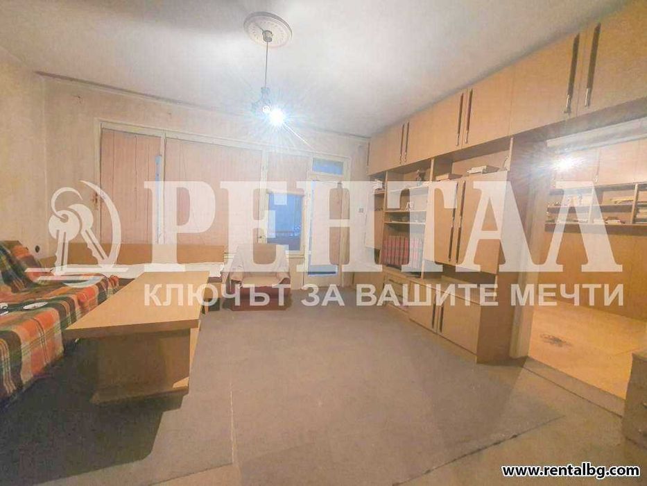 Продава се Тристаен апартамент в Пловдив, Кючук Париж - 85 кв.м за 1077 €/кв.м - Снимка #3