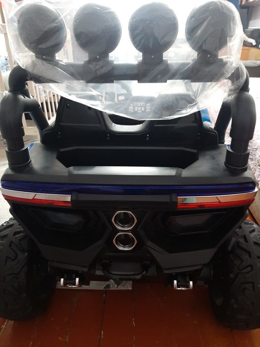 Продам детский электромобиль