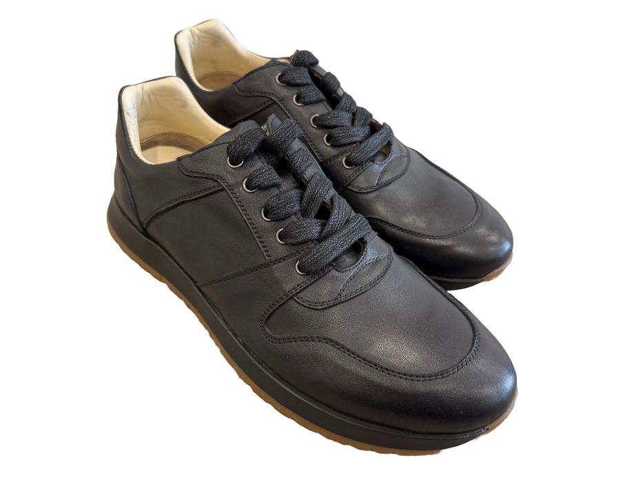 Мужские кроссовки