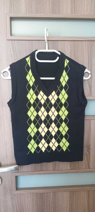 Униформа за момче, 32 СУИЧЕ