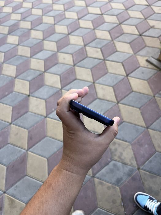 iphone 17 pro синий есим 256 гигабайт