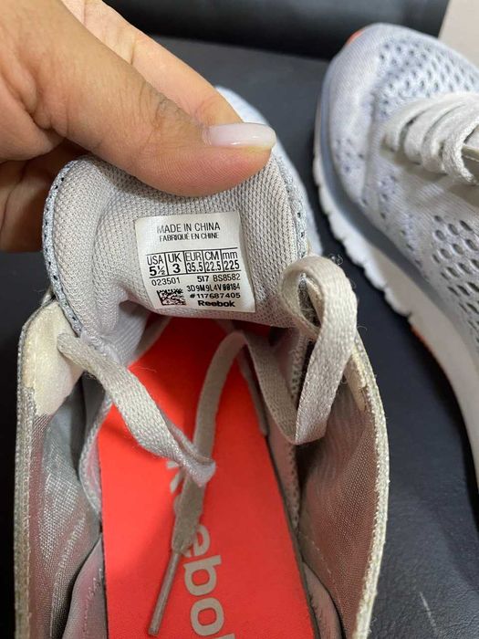 женские Reebok (оригинал) 36 размер