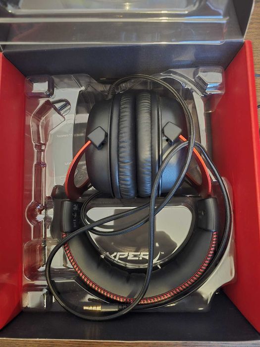 Casti gaming HyperX Cloud II