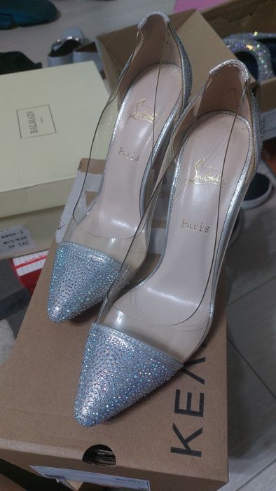 Туфли со стразами