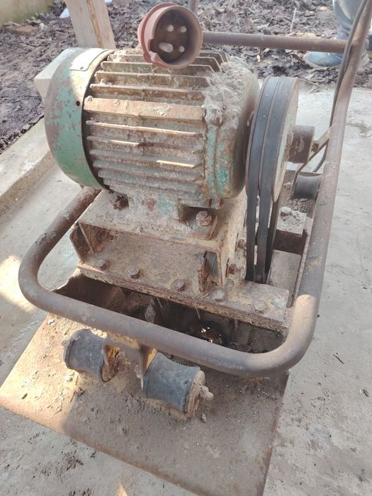 Placa vibratoare compactoare