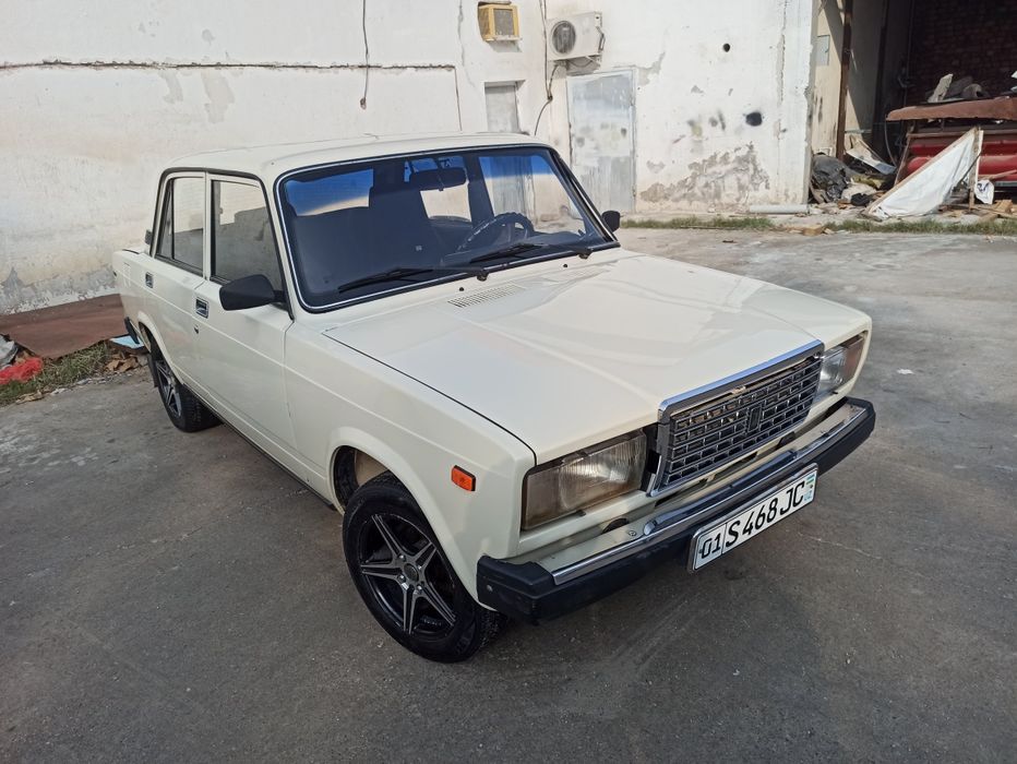 Vaz 07 jiguli 96- yil sotiladi